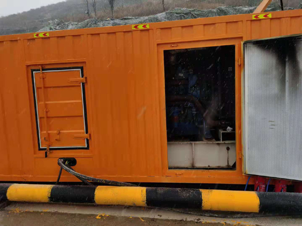 峨蔓镇发电机出租 柴油发电机组电压低报警怎么办？