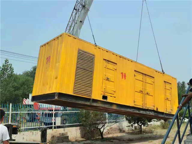 峨蔓镇300KW柴油发电机组油耗是多少?