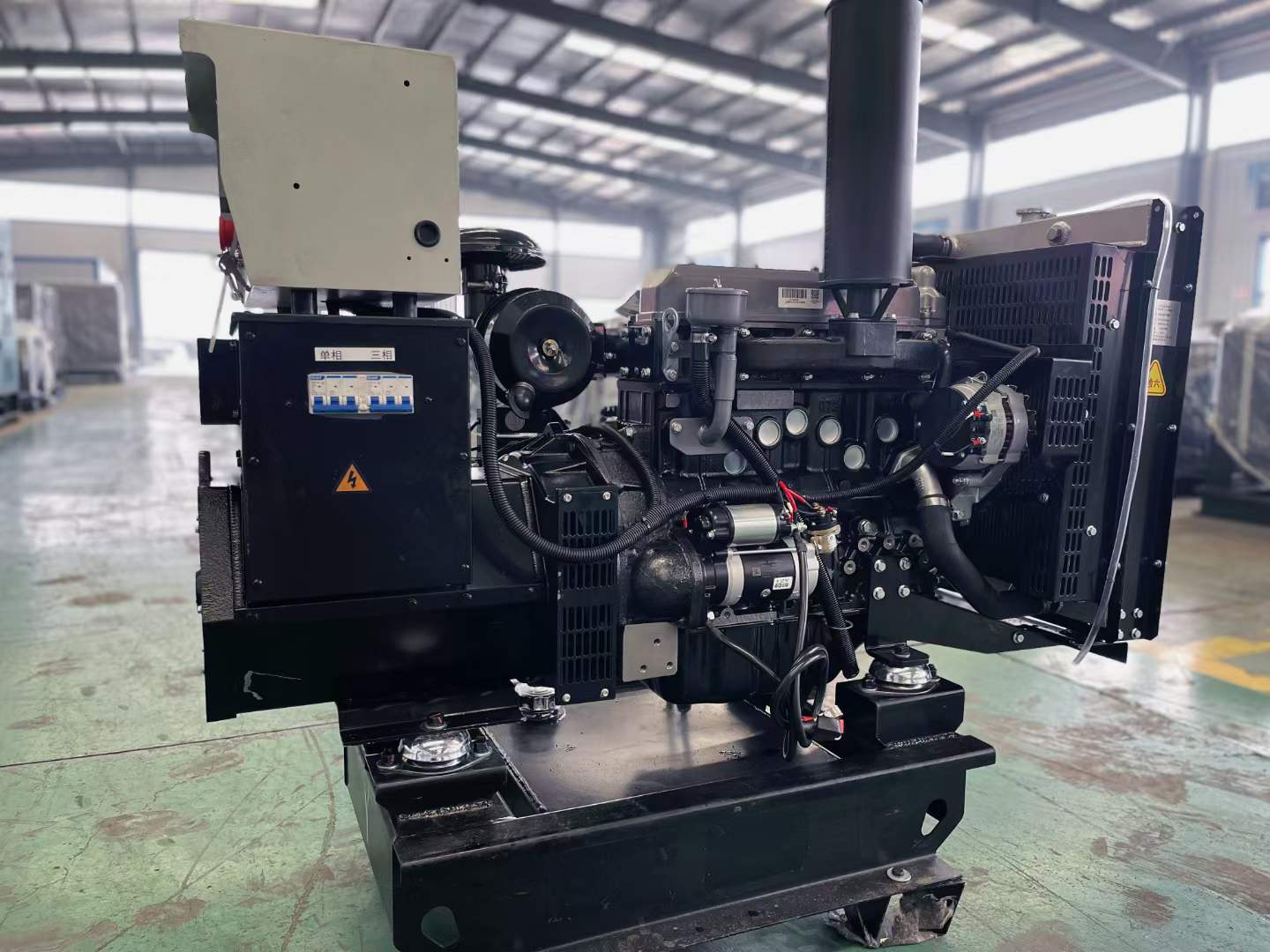 峨蔓镇如何降低电感性负载对发电机的影响？