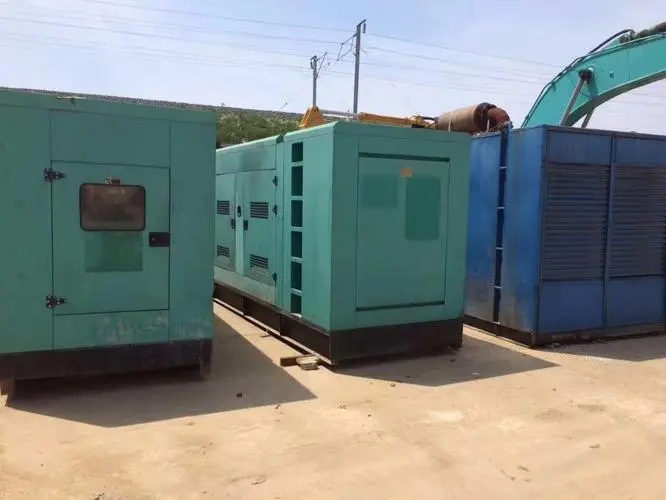 峨蔓镇柴油发电机组的电压和功率之间有什么关系？