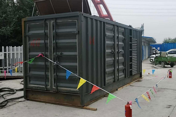 峨蔓镇发电机租赁空气滤清器多久更换一次？