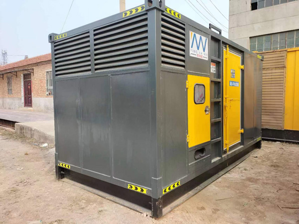 峨蔓镇进行柴油发电机组电瓶性能测试时，有哪些注意事项？