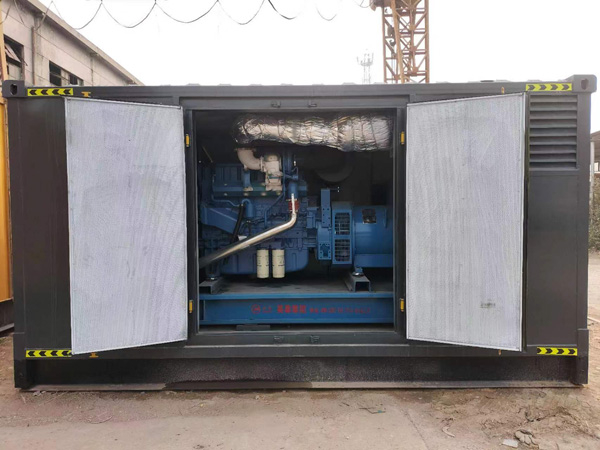 峨蔓镇柴油发电机组的电瓶应该如何选择？