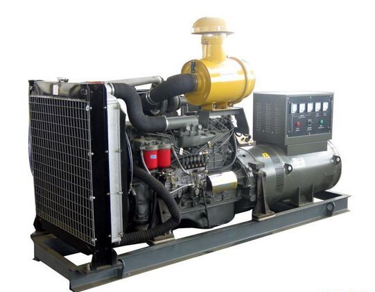 峨蔓镇汽油发电机组冬季保养时，燃油系统需要注意什么？